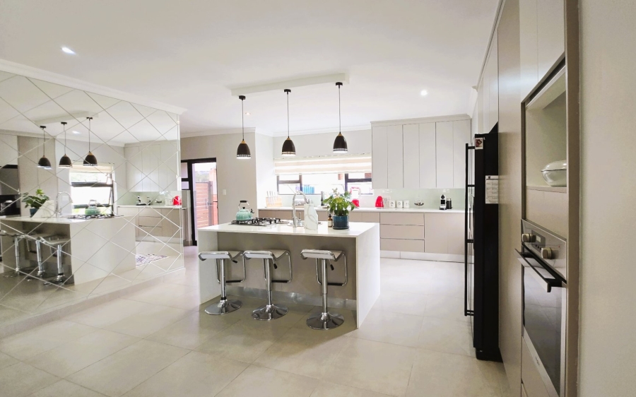 4 Bedroom Property for Sale in La Camargue Private Country Estate North West